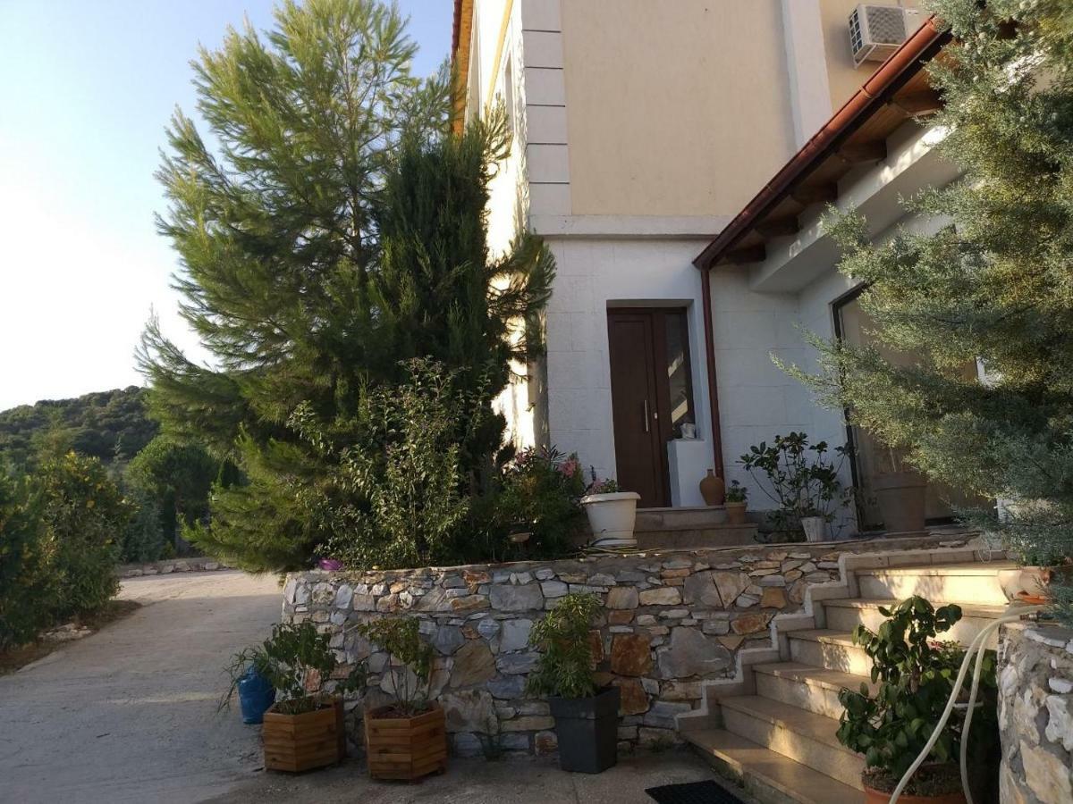 Le Attique Villa Nea Iraklitsa Exterior foto